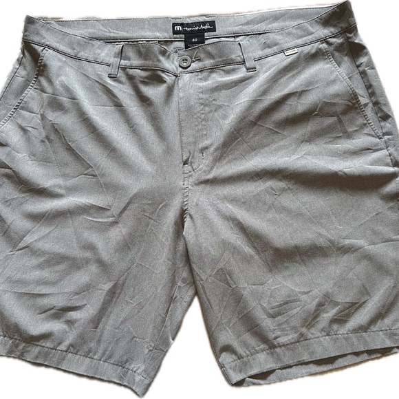 Travis Mathew Golf Short Grey 40 - Picture 2 of 9